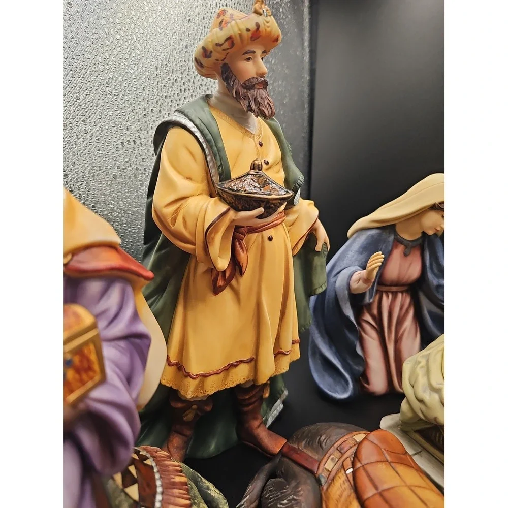 Grandeur Noel 2002 9 piece HAND PAINTED PORCELAIN NATIVITY Scene Collection